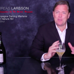 Andreas Larsson déguste l'Esprit Nature 100% Chardonnay